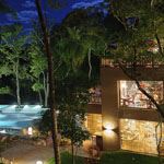Loi Suites Iguaza